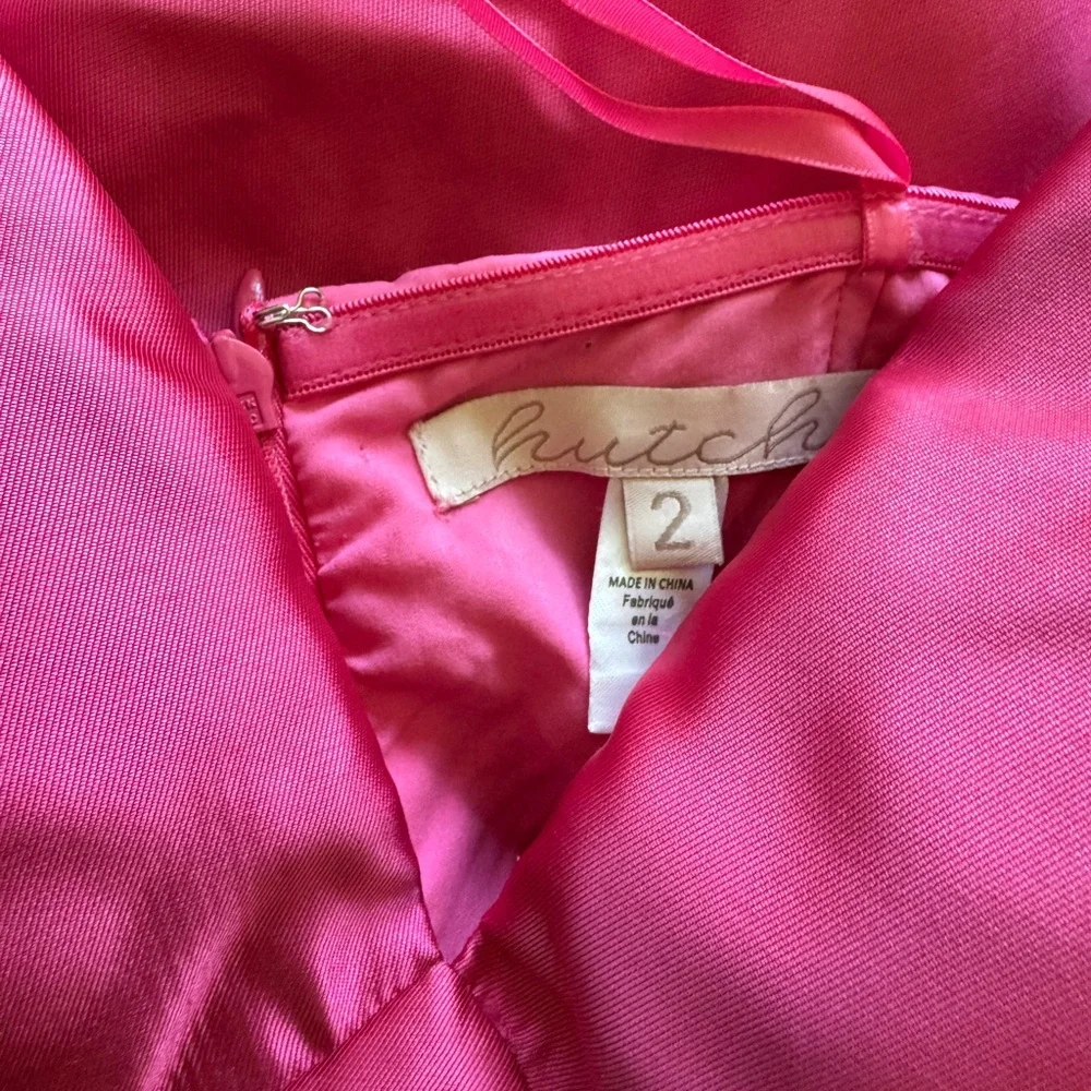 Hutch Sabrina Strapless V-Neck Pleated High-Low Gown - Picture 4 of 6